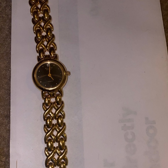 Watch - Picture 1 of 3
